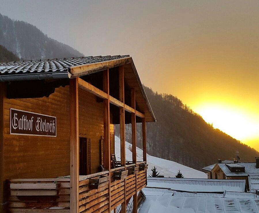 Hotel Edelweiss Malles Venosta Luaran gambar