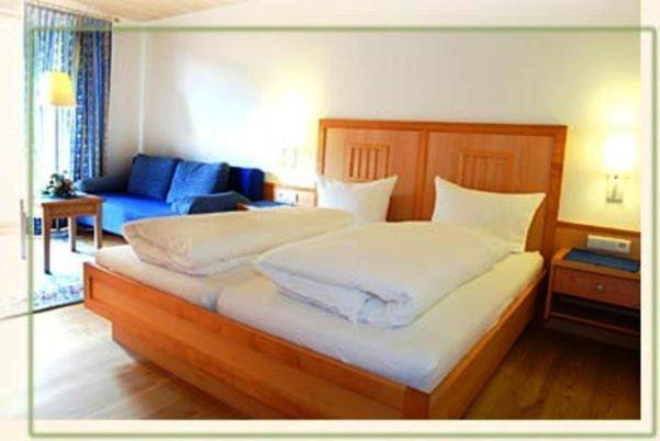 Hotel Edelweiss Malles Venosta Bilik gambar