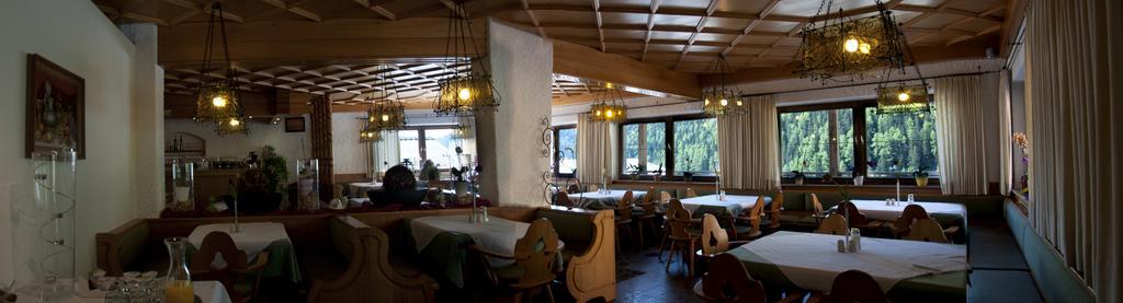 Hotel Edelweiss Malles Venosta Luaran gambar