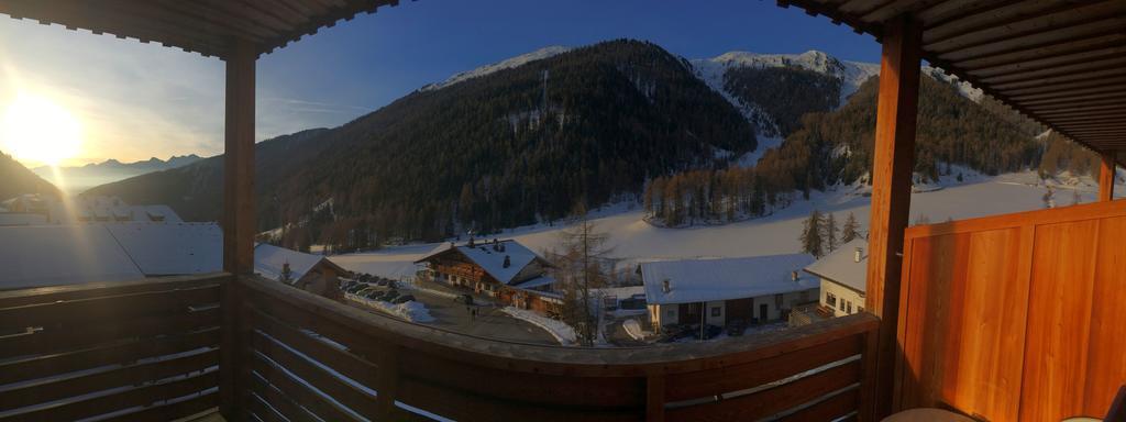 Hotel Edelweiss Malles Venosta Luaran gambar